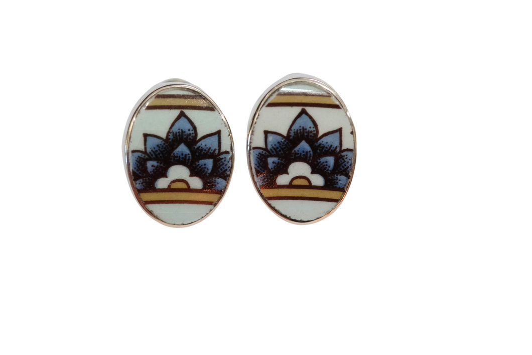 Adams Oval Post Earrings