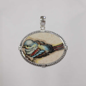 Oval Sweet Bird Pendant