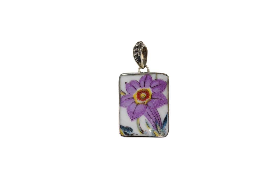 Rectangle purple flower pendant