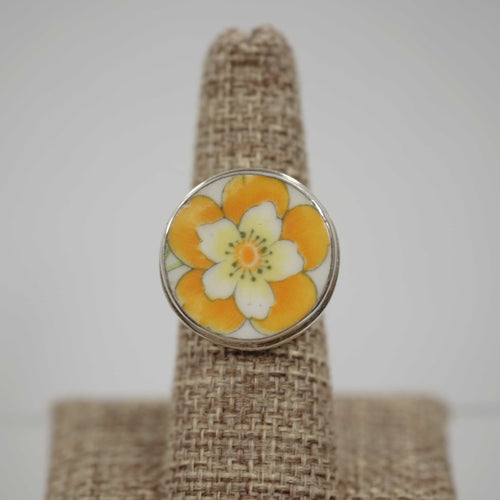 Size 7 Yellow Flower Ring