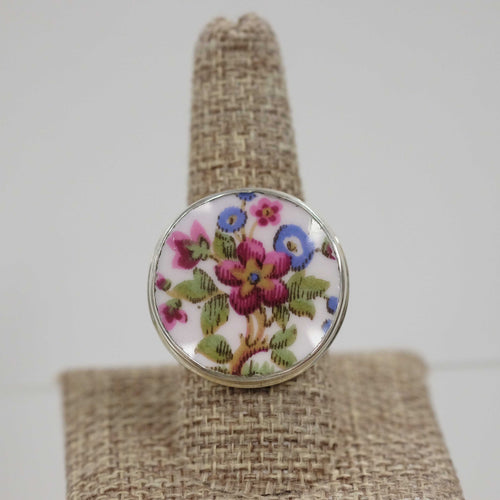 Size 8.5 Round Flower Ring