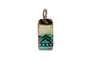 The Perfect Majolica Pendant